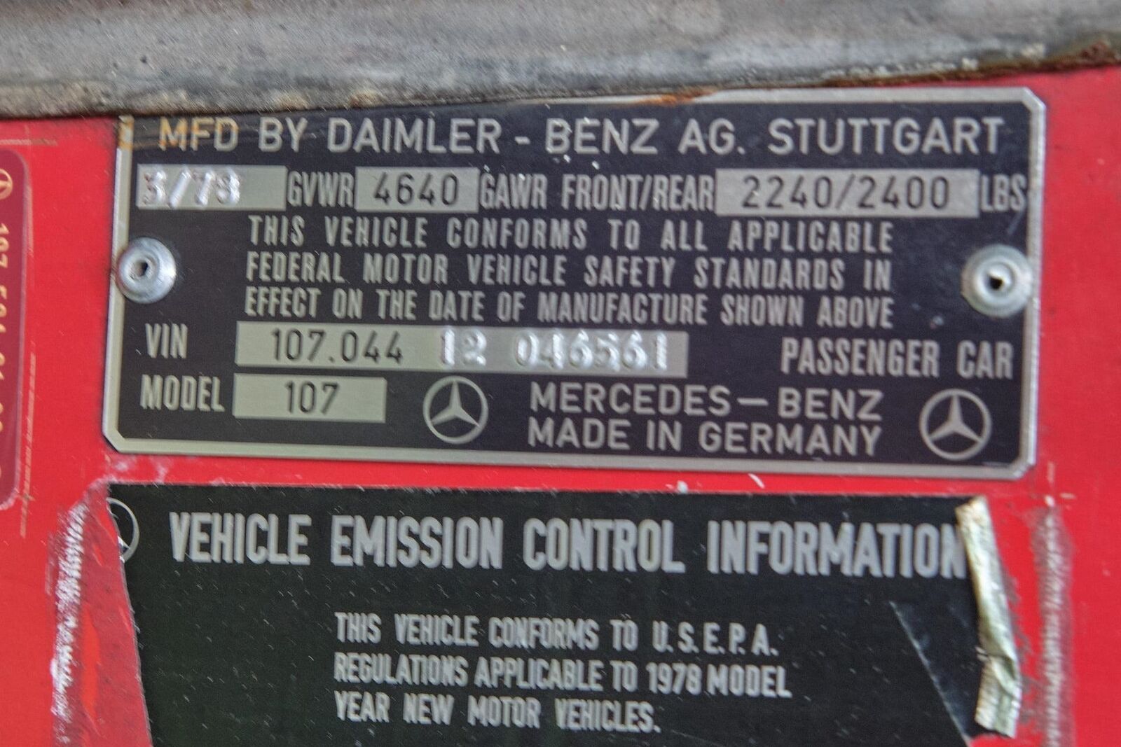 Mercedes-Benz-SL-Class-1978-2-Door-19