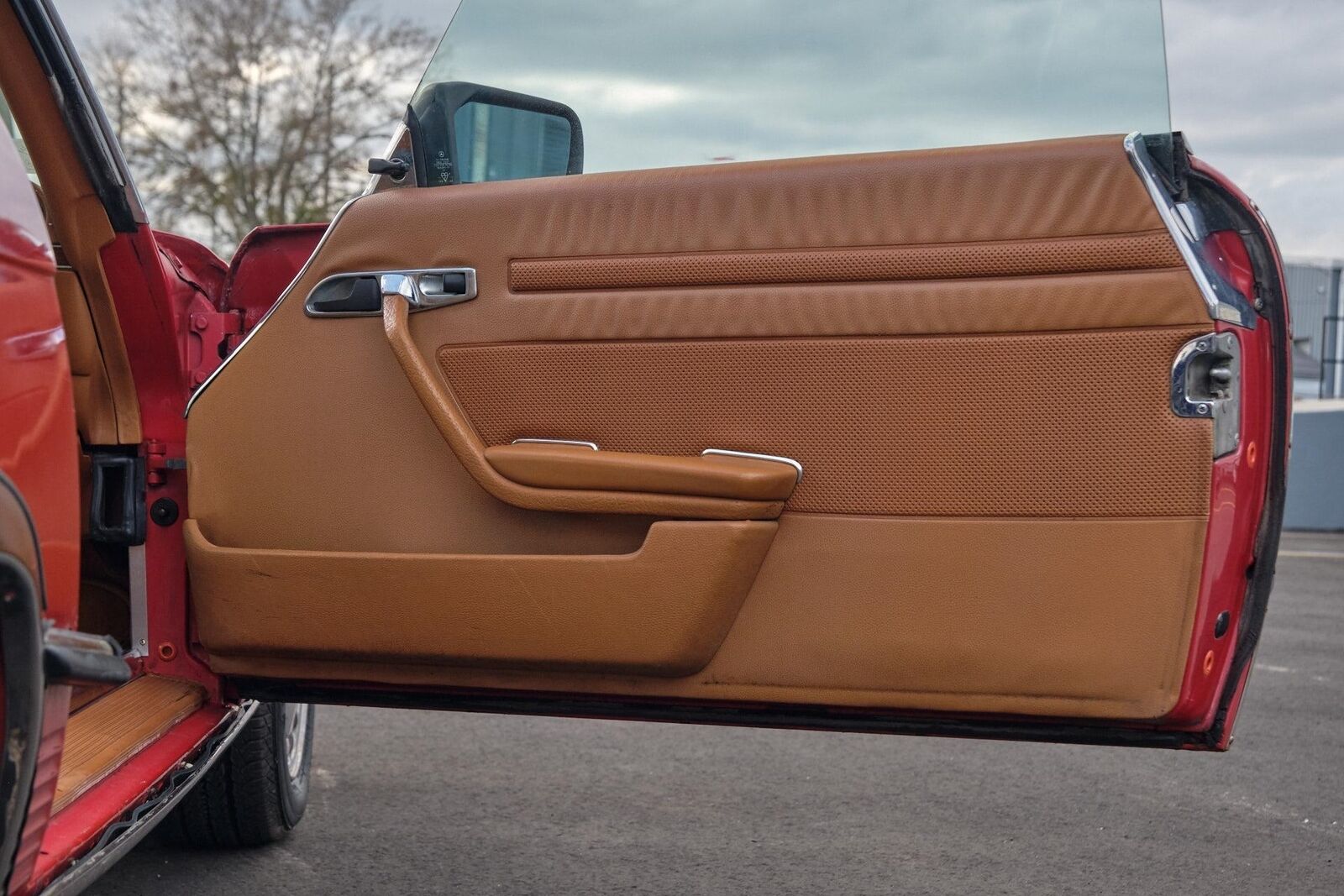 Mercedes-Benz-SL-Class-1978-2-Door-25