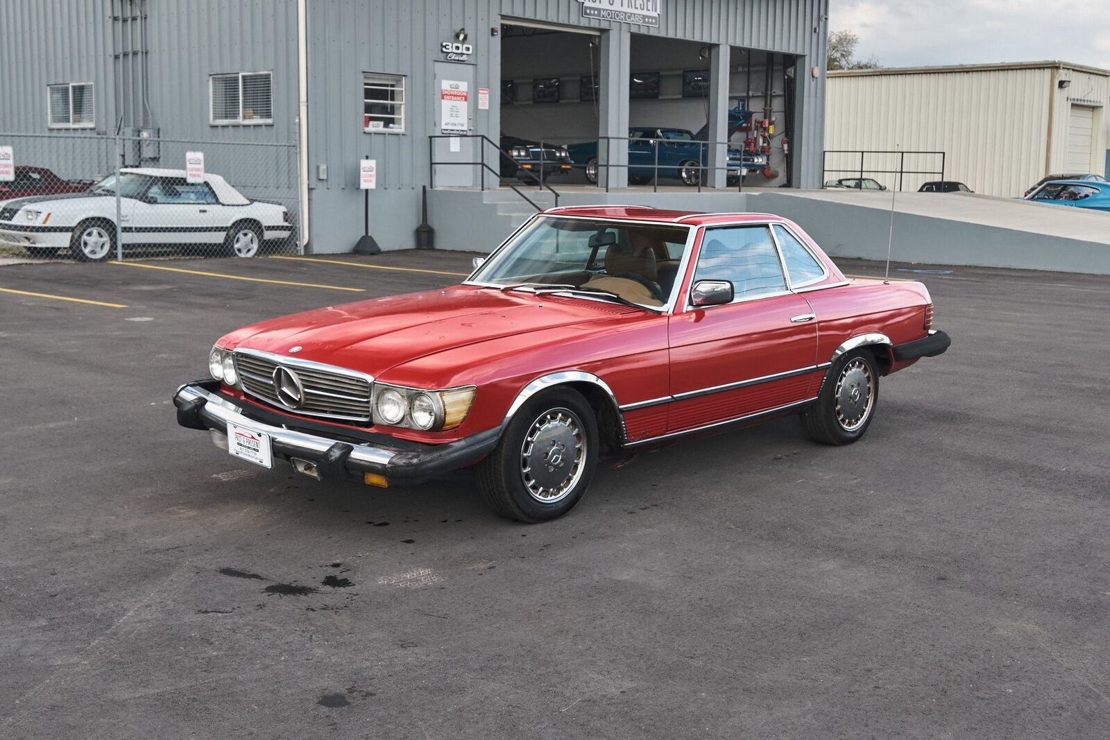 Mercedes-Benz-SL-Class-1978-2-Door