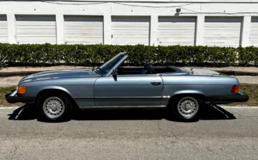 Mercedes-Benz-SL-Class-1979-Convertible-1