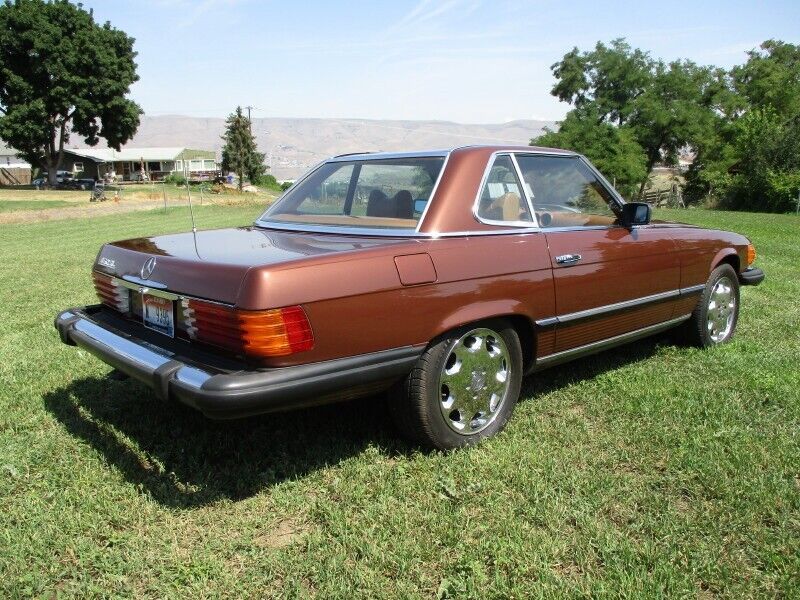 Mercedes-Benz-SL-Class-1979-Convertible-10