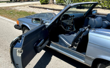 Mercedes-Benz-SL-Class-1979-Convertible-10