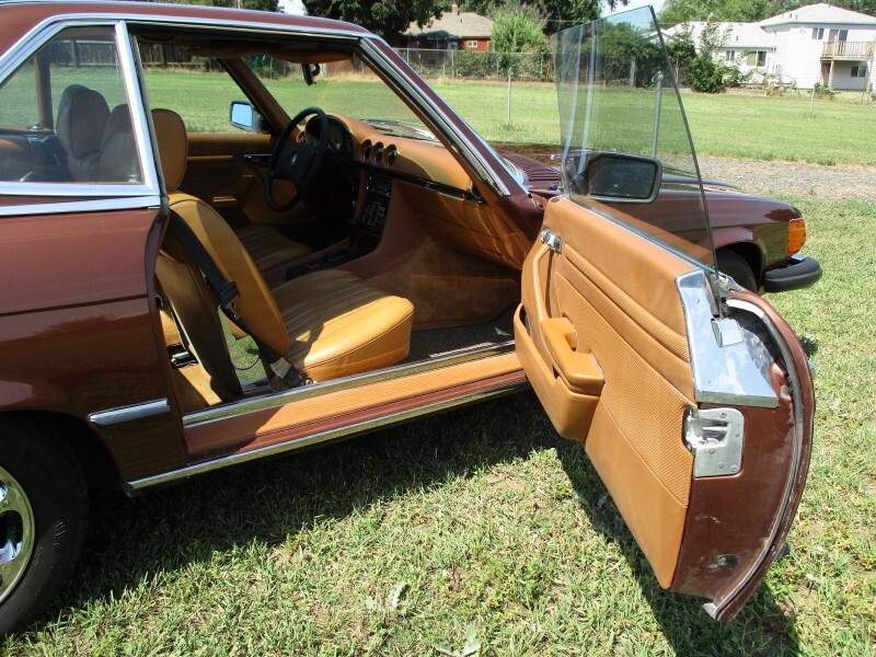 Mercedes-Benz-SL-Class-1979-Convertible-12