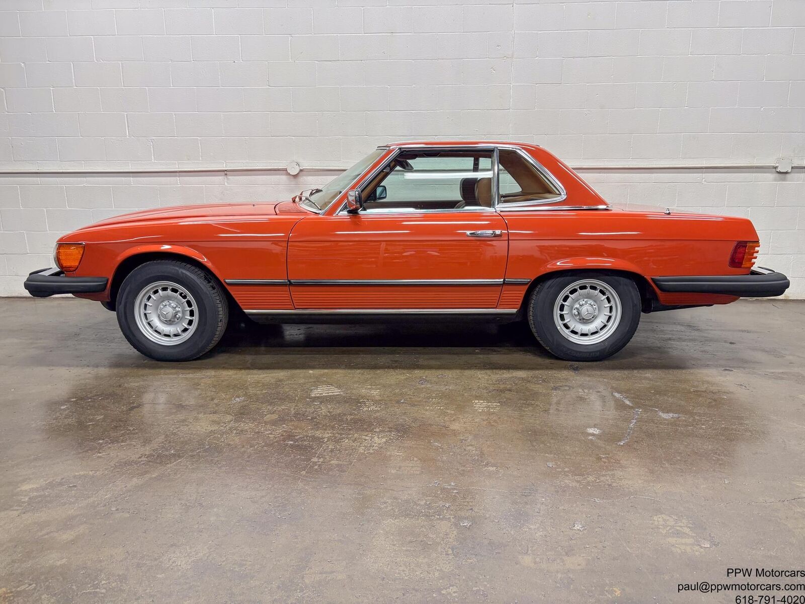 Mercedes-Benz-SL-Class-1979-Convertible-12