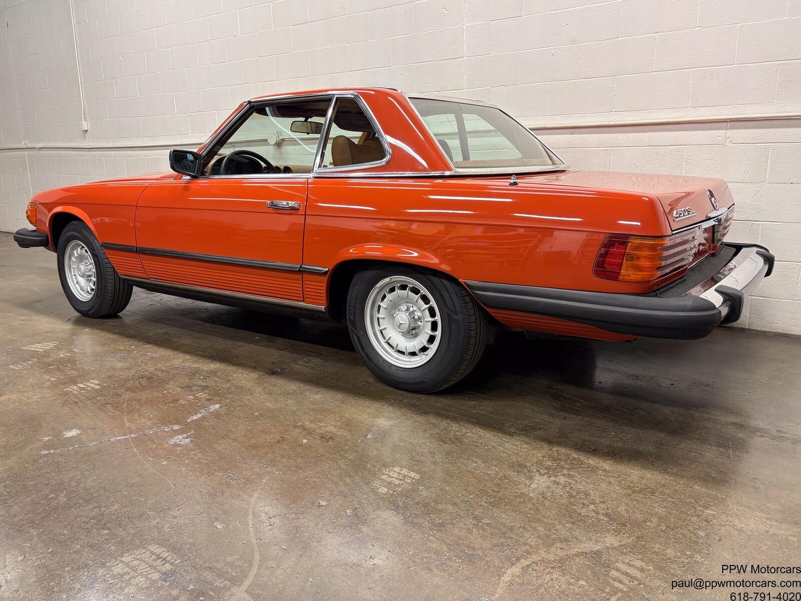 Mercedes-Benz-SL-Class-1979-Convertible-13
