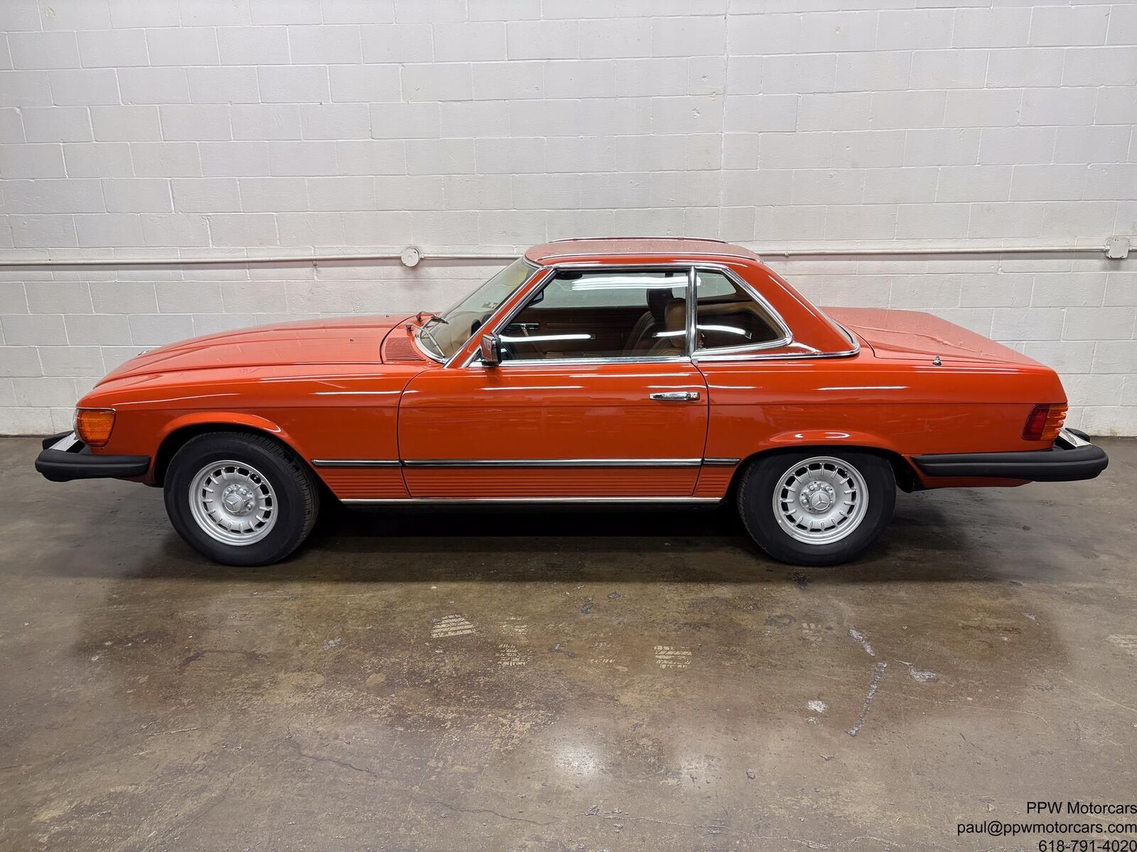 Mercedes-Benz-SL-Class-1979-Convertible-15