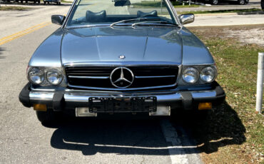 Mercedes-Benz-SL-Class-1979-Convertible-15