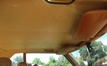 Mercedes-Benz-SL-Class-1979-Convertible-16