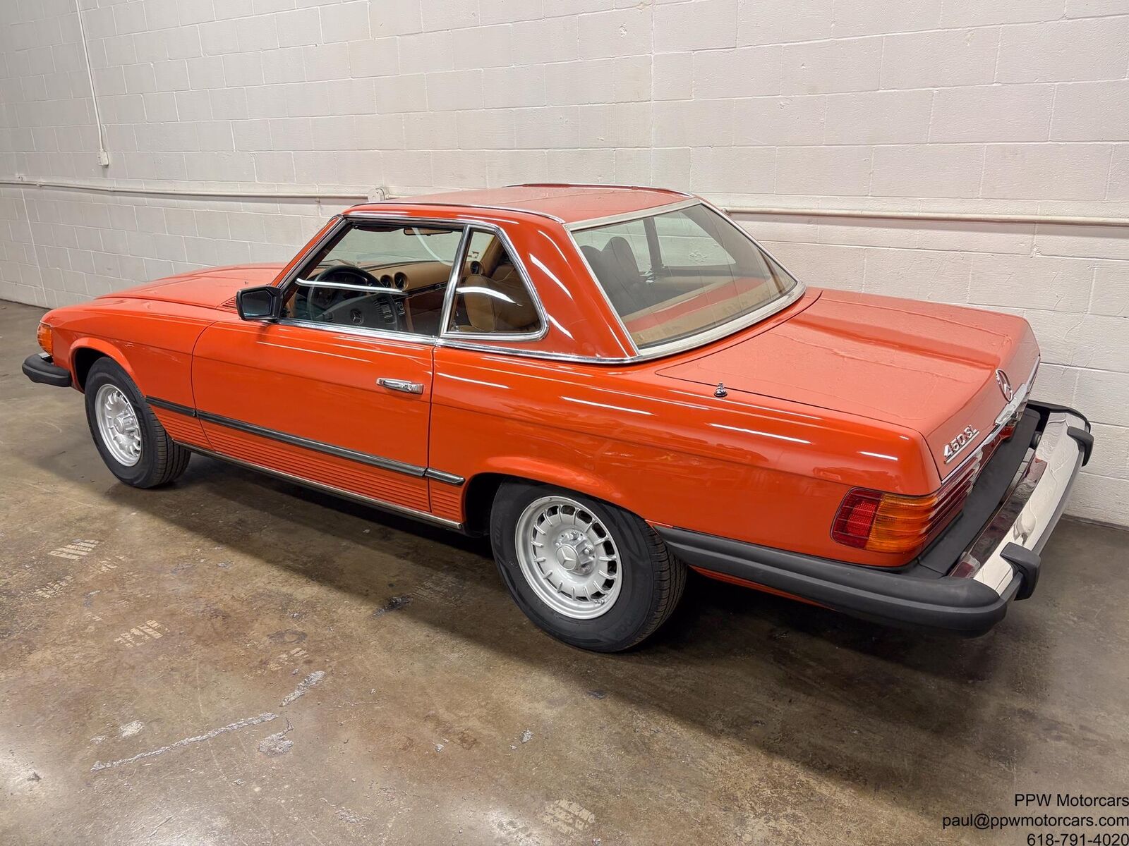 Mercedes-Benz-SL-Class-1979-Convertible-17