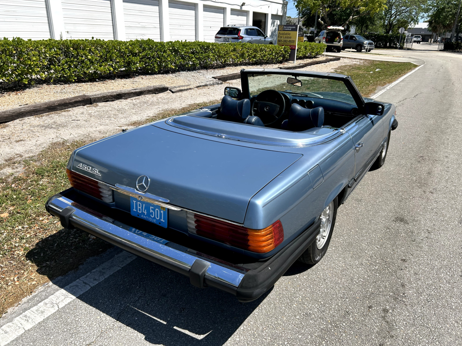 Mercedes-Benz-SL-Class-1979-Convertible-17