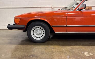 Mercedes-Benz-SL-Class-1979-Convertible-18