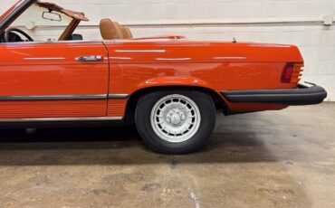 Mercedes-Benz-SL-Class-1979-Convertible-19