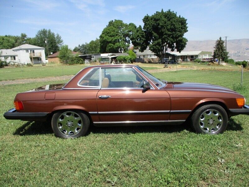 Mercedes-Benz-SL-Class-1979-Convertible-22