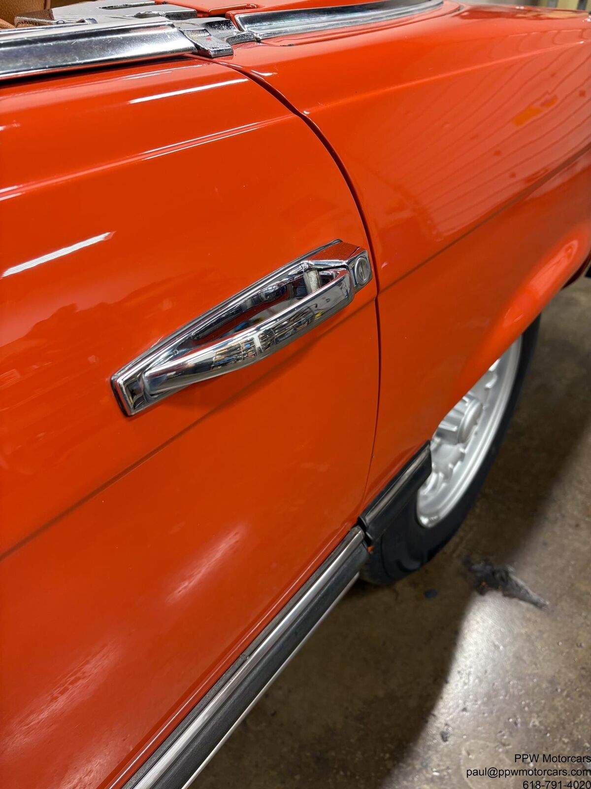Mercedes-Benz-SL-Class-1979-Convertible-22
