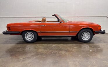 Mercedes-Benz-SL-Class-1979-Convertible-25