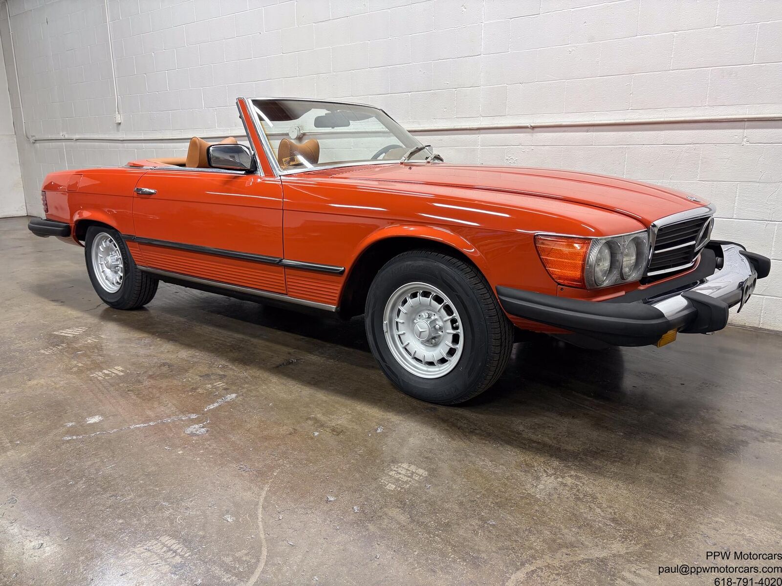 Mercedes-Benz-SL-Class-1979-Convertible-26