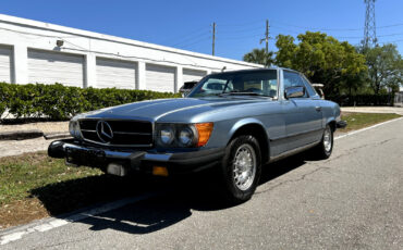 Mercedes-Benz-SL-Class-1979-Convertible-3