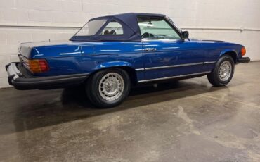Mercedes-Benz-SL-Class-1979-Convertible-31