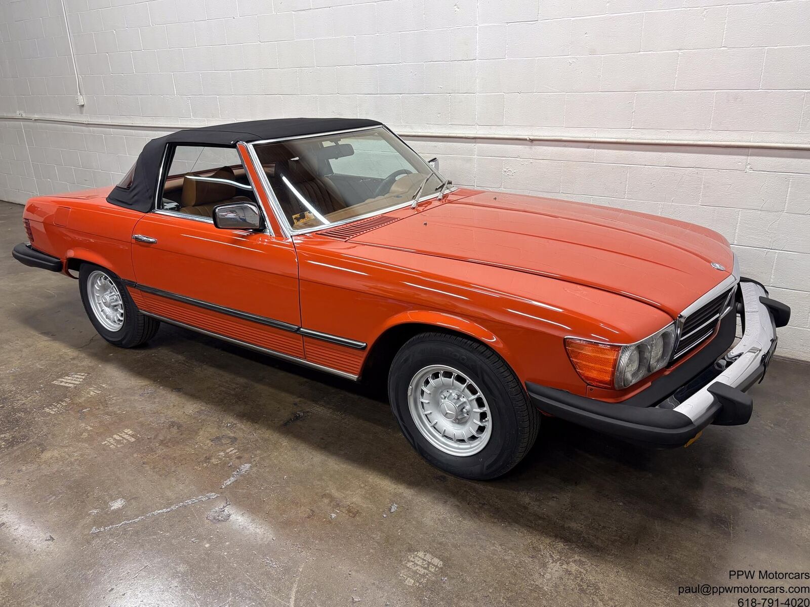 Mercedes-Benz-SL-Class-1979-Convertible-35