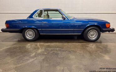 Mercedes-Benz-SL-Class-1979-Convertible-35