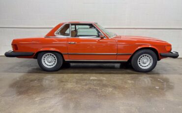 Mercedes-Benz-SL-Class-1979-Convertible-37