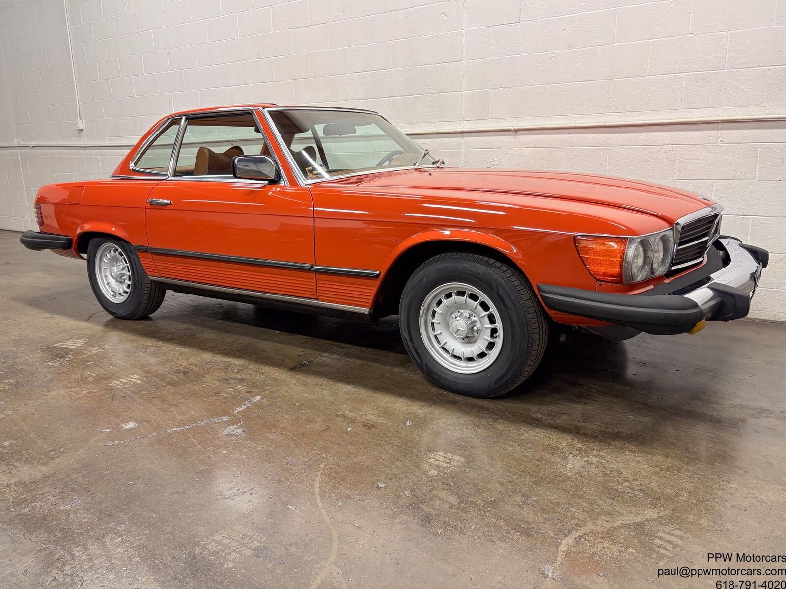 Mercedes-Benz-SL-Class-1979-Convertible-38