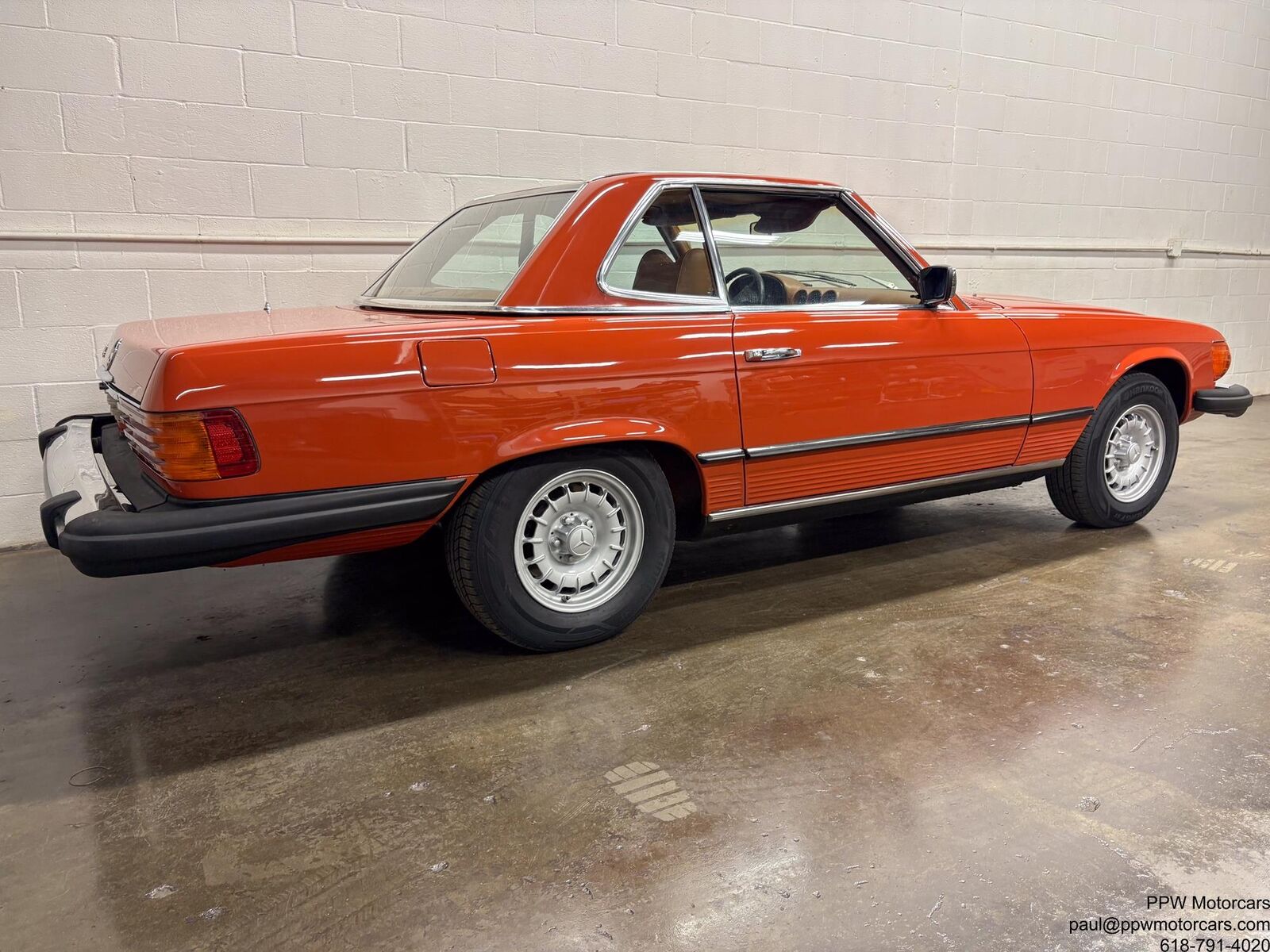 Mercedes-Benz-SL-Class-1979-Convertible-39
