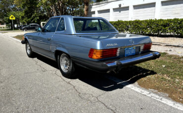 Mercedes-Benz-SL-Class-1979-Convertible-4