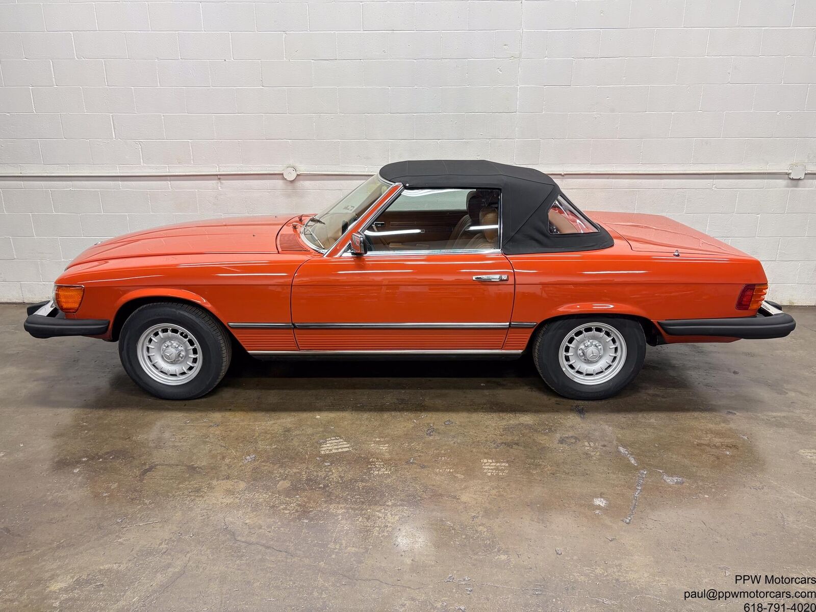 Mercedes-Benz-SL-Class-1979-Convertible-9