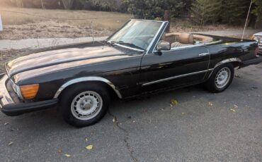 Mercedes-Benz-SL-Class-1980-Convertible-4