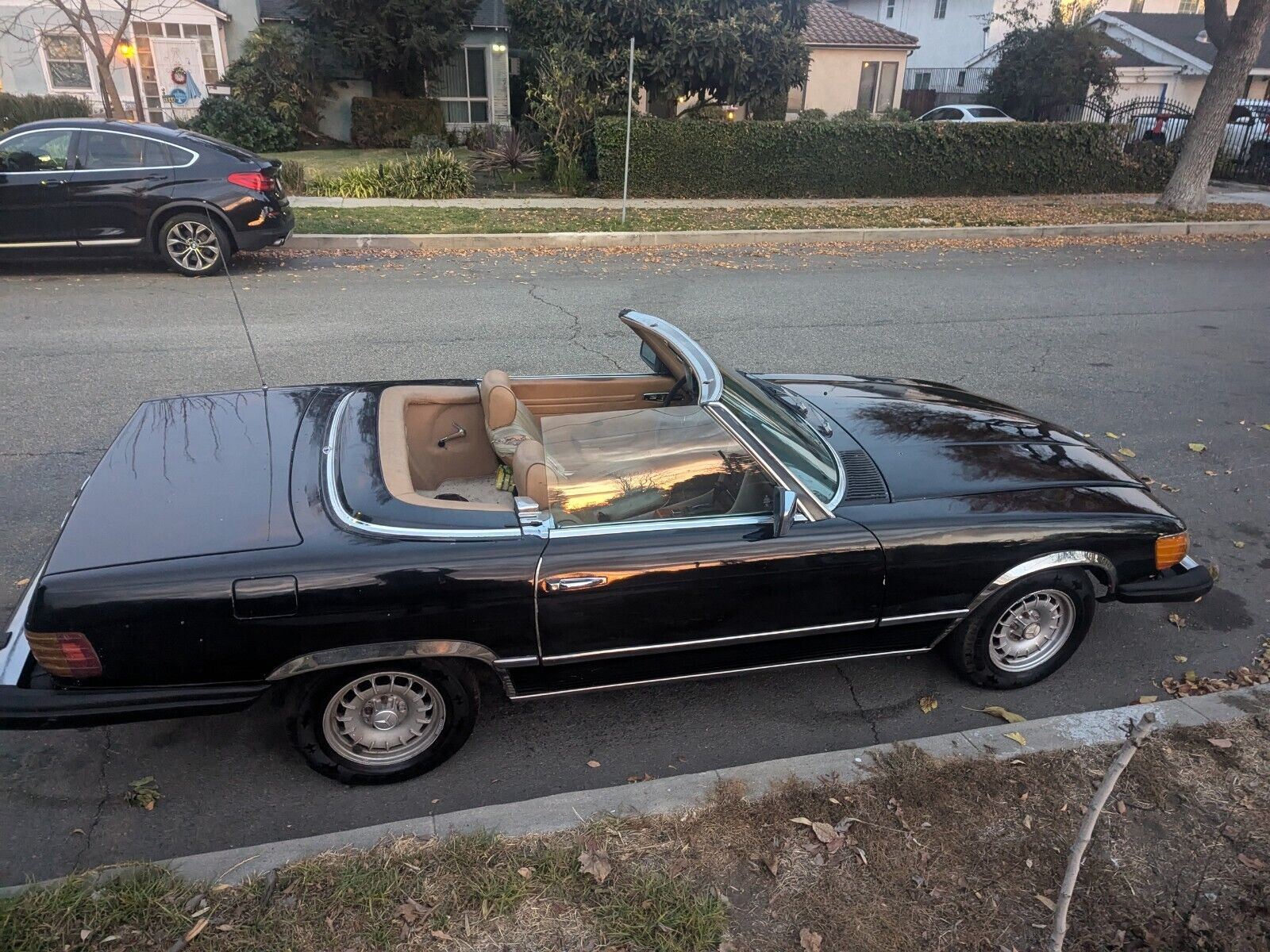 Mercedes-Benz-SL-Class-1980-Convertible-6