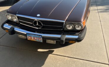 Mercedes-Benz-SL-Class-1981-Convertible-2