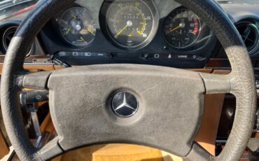 Mercedes-Benz-SL-Class-1981-Convertible-4