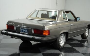 Mercedes-Benz-SL-Class-1983-Convertible-10