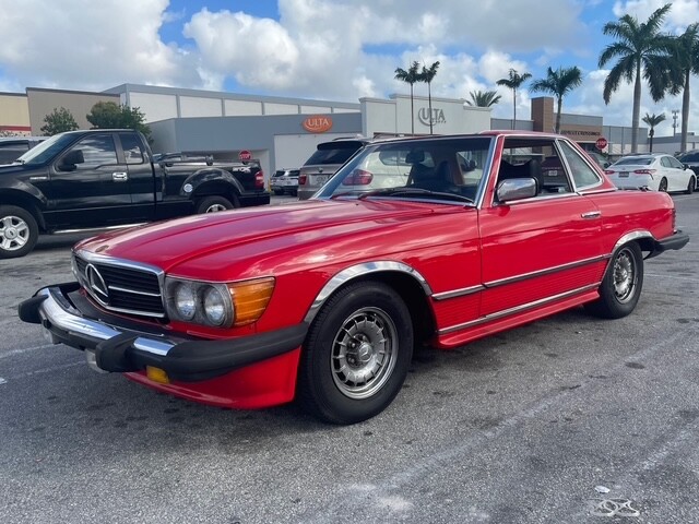 Mercedes-Benz-SL-Class-1983-Convertible-11