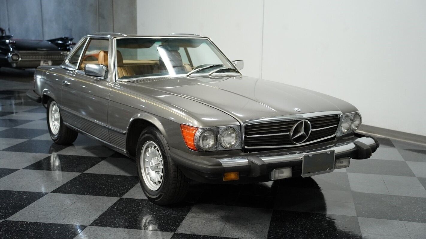 Mercedes-Benz-SL-Class-1983-Convertible-14