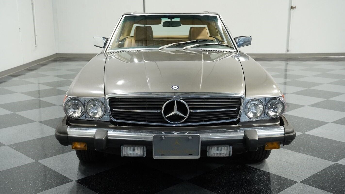 Mercedes-Benz-SL-Class-1983-Convertible-15