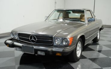 Mercedes-Benz-SL-Class-1983-Convertible-16