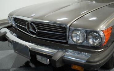 Mercedes-Benz-SL-Class-1983-Convertible-17