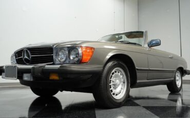 Mercedes-Benz-SL-Class-1983-Convertible-19