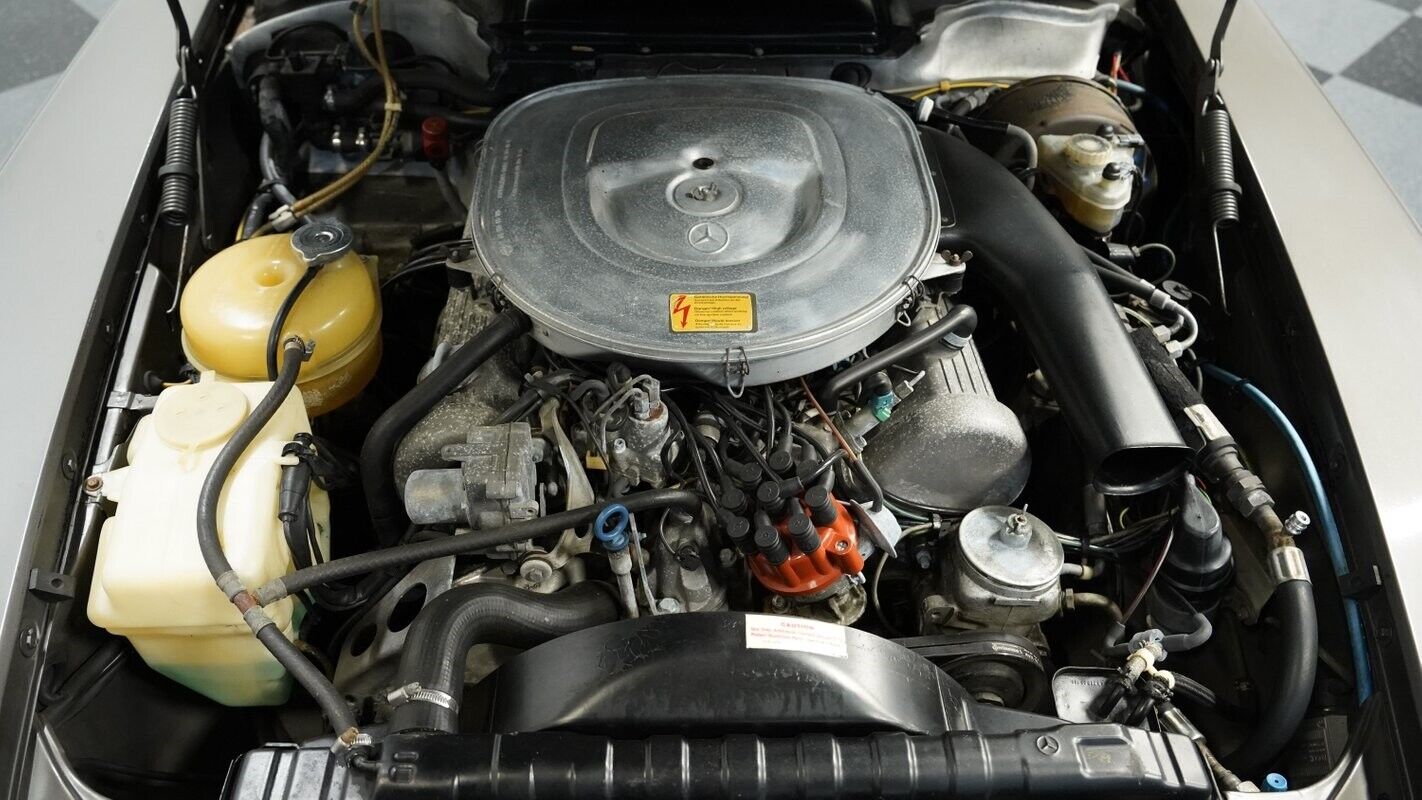 Mercedes-Benz-SL-Class-1983-Convertible-3