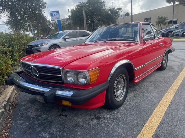 Mercedes-Benz-SL-Class-1983-Convertible-9