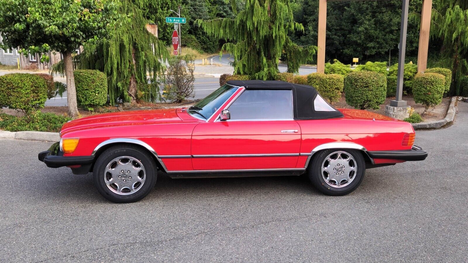Mercedes-Benz-SL-Class-1984-Convertible-1