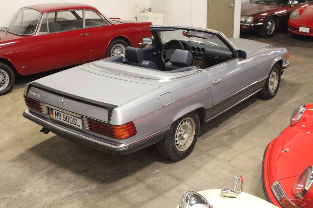 Mercedes-Benz-SL-Class-1984-Convertible-10
