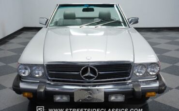 Mercedes-Benz-SL-Class-1984-Convertible-15