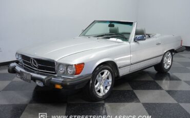 Mercedes-Benz-SL-Class-1984-Convertible-17
