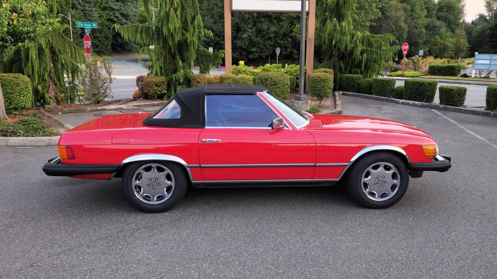 Mercedes-Benz-SL-Class-1984-Convertible-2