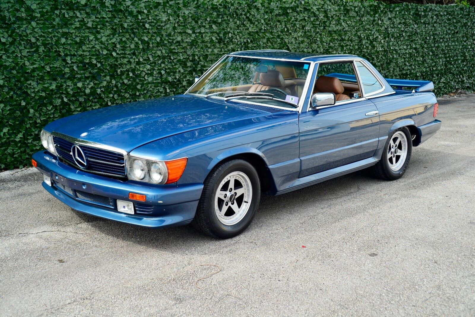 Mercedes-Benz SL-Class 1984 Convertible