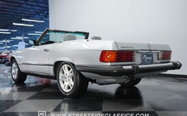 Mercedes-Benz-SL-Class-1984-Convertible-23