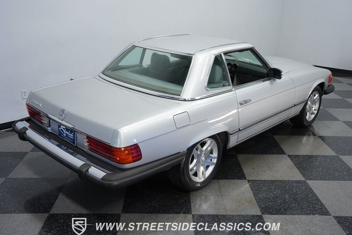 Mercedes-Benz-SL-Class-1984-Convertible-24
